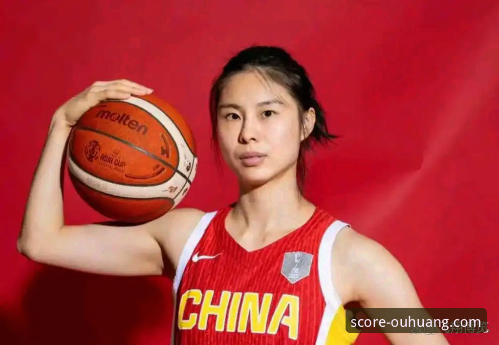 中国女篮锁定世界杯资格，王思雨下半场爆发成关键，战术调整显成效